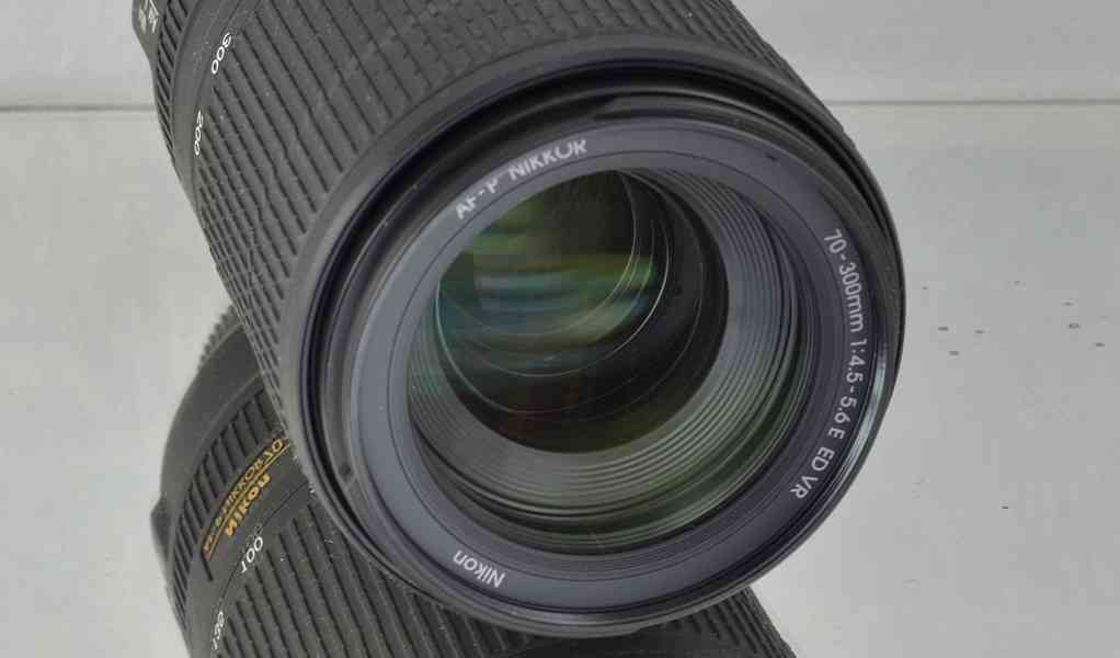Nikon AF-P Nikkor 70-300mm f/4.5-5.6 E ED VR **FX - foto 4
