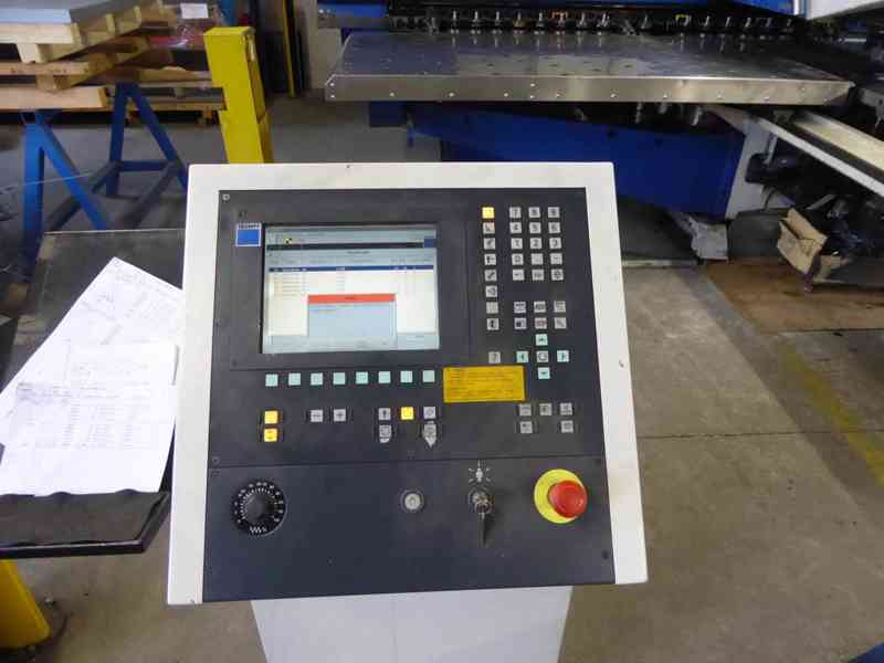 Vysekávací lis Trumpf Trumatic 5000 R - bazar - Hyperinzerce.cz