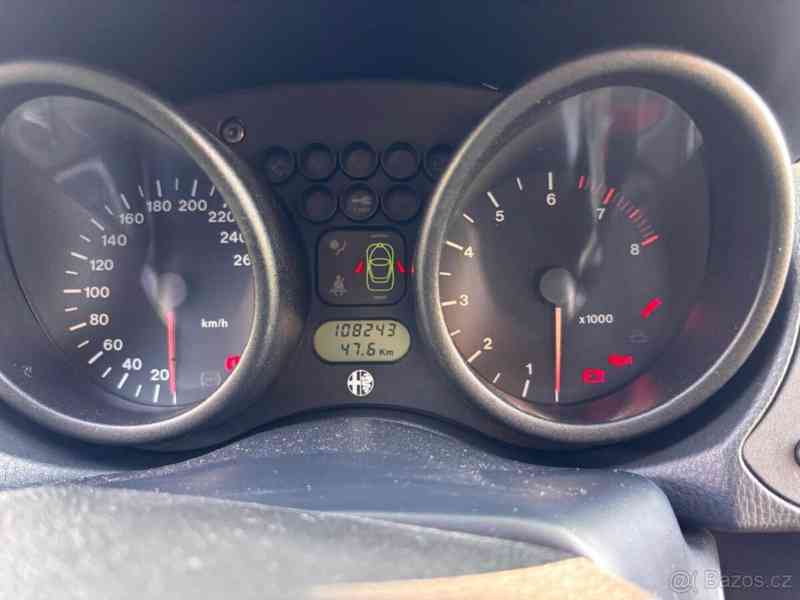 Alfa Romeo GTV 2,0   V6 Turbo - výjimečný stav - foto 3