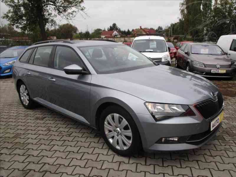 Škoda Superb 1,6 TDI - foto 1