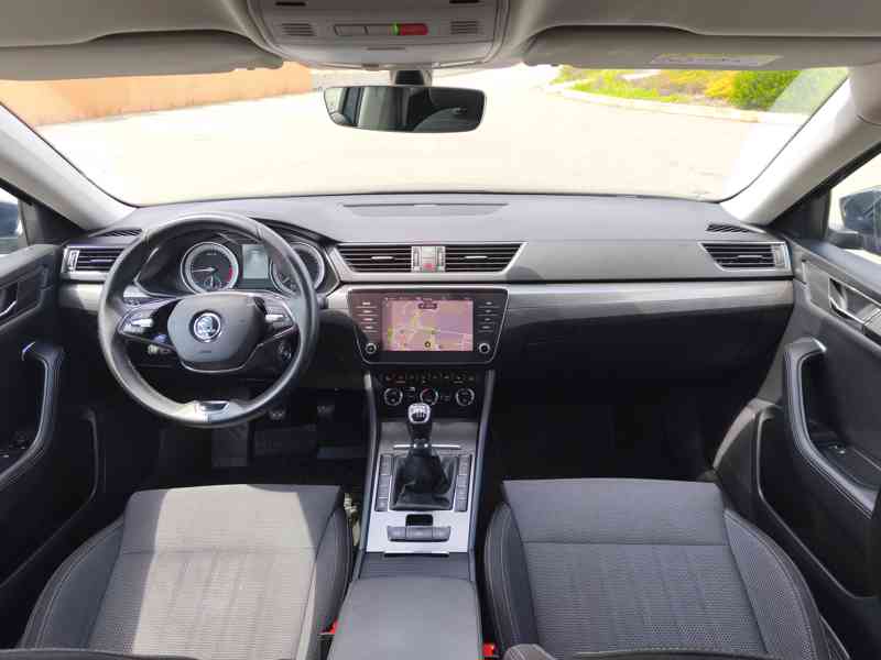 Škoda Superb combi 2.0 TDi,110kW,Style,Man,ČR,NAVI,DPH - foto 12