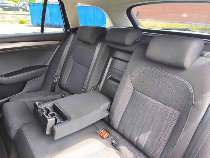 Škoda Superb combi 2.0 TDi,110kW,Style,Man,ČR,NAVI,DPH - foto 16