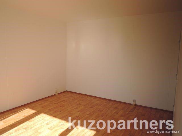 Prodej bytu 1+kk v družstevním vlastnictví 26m2 ul. Novodvorská Praha - foto 4