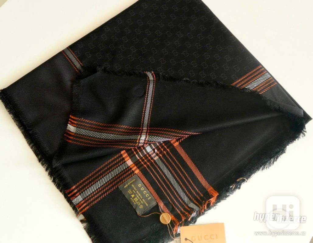 Nový šátek Gucci 140 x 140 cm - foto 1