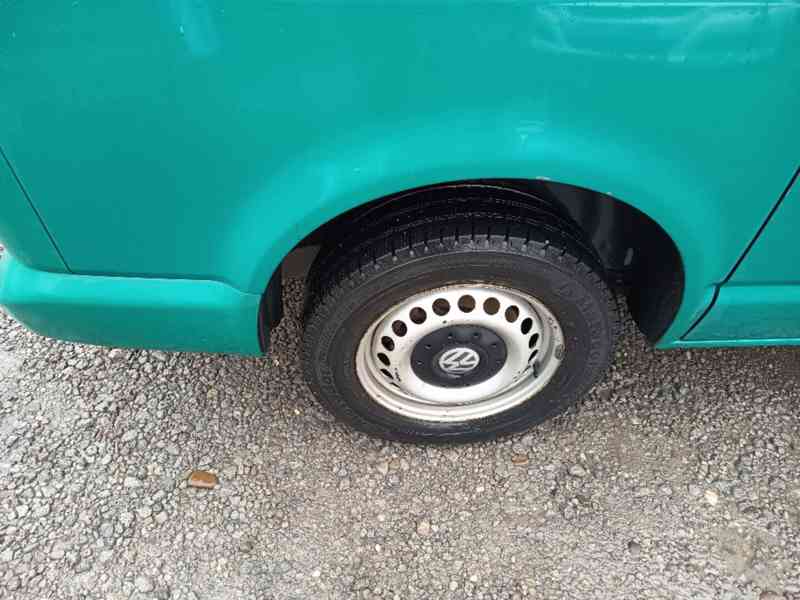 VOLKSWAGEN Transporter 2,5D 9-Míst MINIBUS 96KW - foto 18