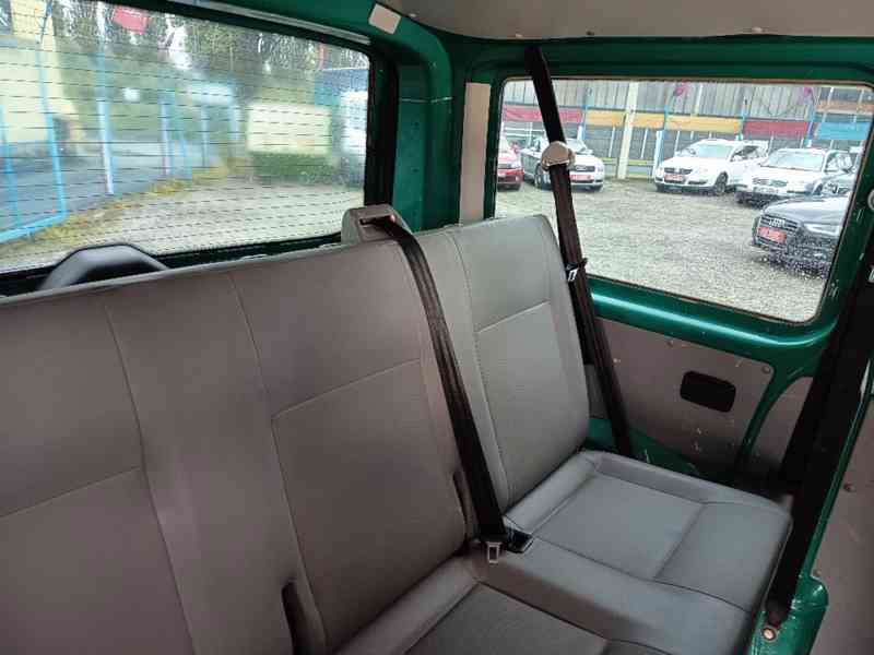 VOLKSWAGEN Transporter 2,5D 9-Míst MINIBUS 96KW - foto 17