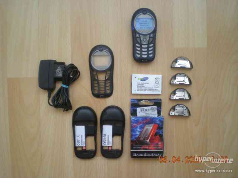 Motorola C115 - plně funkční mobilní telefon - foto 1