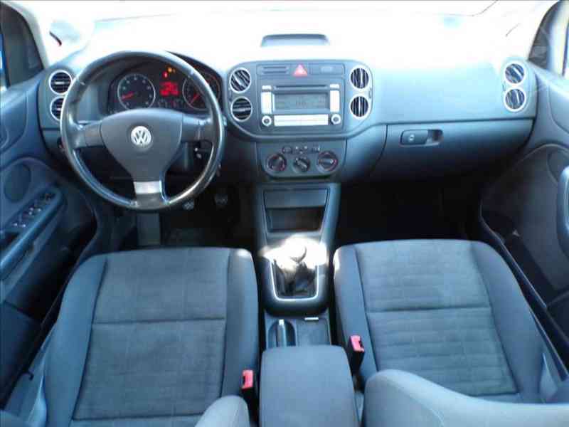 VW Golf Plus 1,6 MPi,TAŽNÉ ZAŘ.-Hned odjíždíte - foto 5