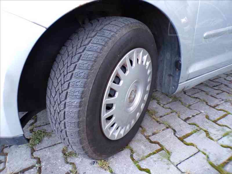VW Golf Plus 1,6 MPi,TAŽNÉ ZAŘ.-Hned odjíždíte - foto 16
