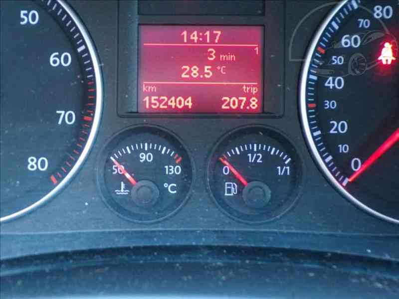 VW Golf Plus 1,6 MPi,TAŽNÉ ZAŘ.-Hned odjíždíte - foto 6
