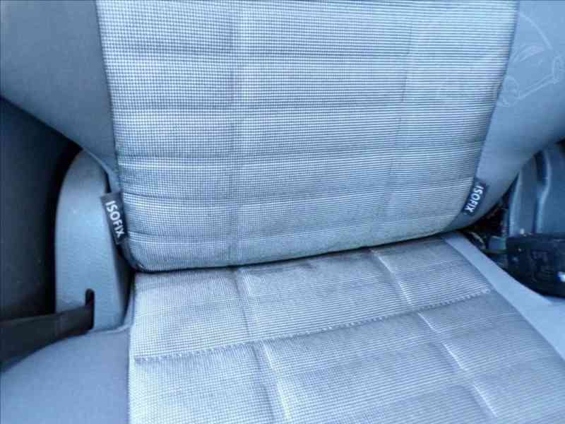 VW Golf Plus 1,6 MPi,TAŽNÉ ZAŘ.-Hned odjíždíte - foto 11