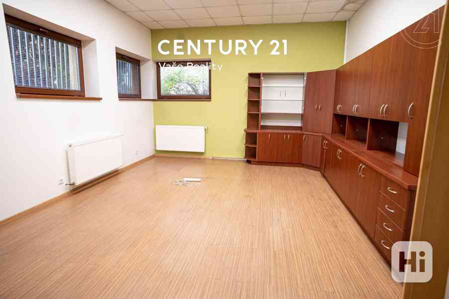 Pronájem obchodního a kancelářského prostoru  420 m2 - Znojmo - foto 13