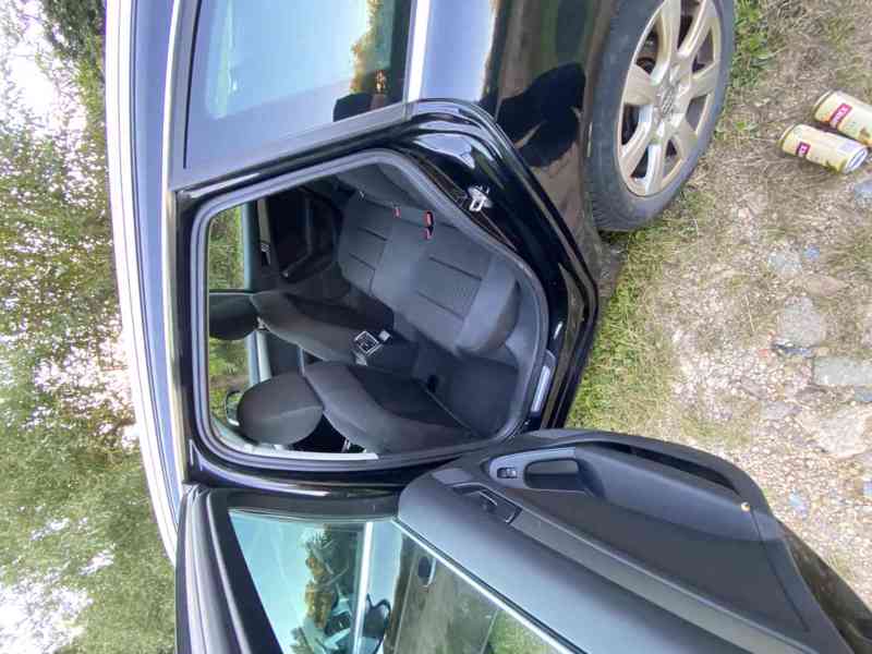 Audi A4 Avant 2.0 TDi NAVI 105kW - foto 16