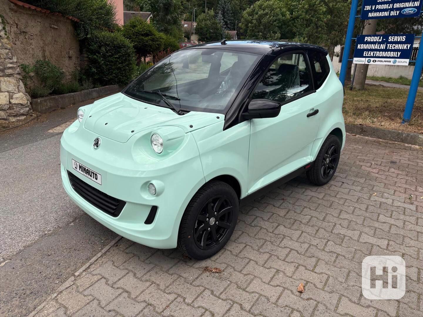 Aixam e-Minauto Chic  auto od 15 let - foto 1