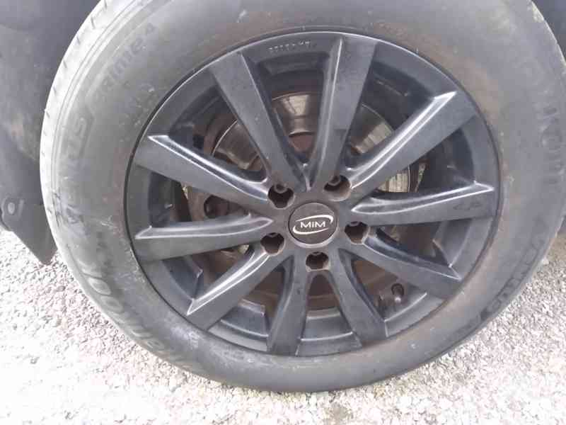 ŠKODA YETI 1.2 TSI ACTIVE  1.MAJITEL,ČR,87000 KM - foto 34