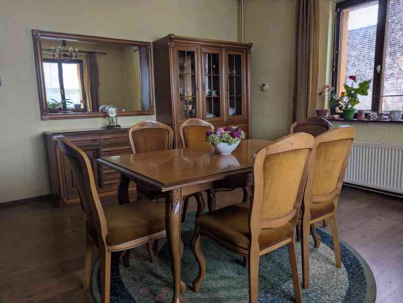 Stylová jídelní sestava – španělský rustikální styl