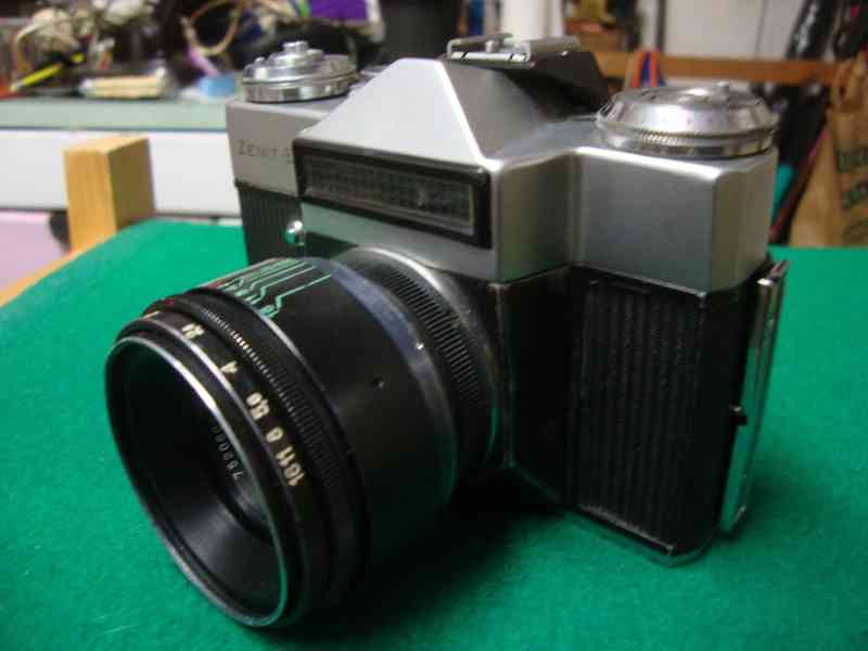 Foto fotoaparát Zenit-E objektiv HELIOS 44-2 2/58MM pouzdro - foto 9