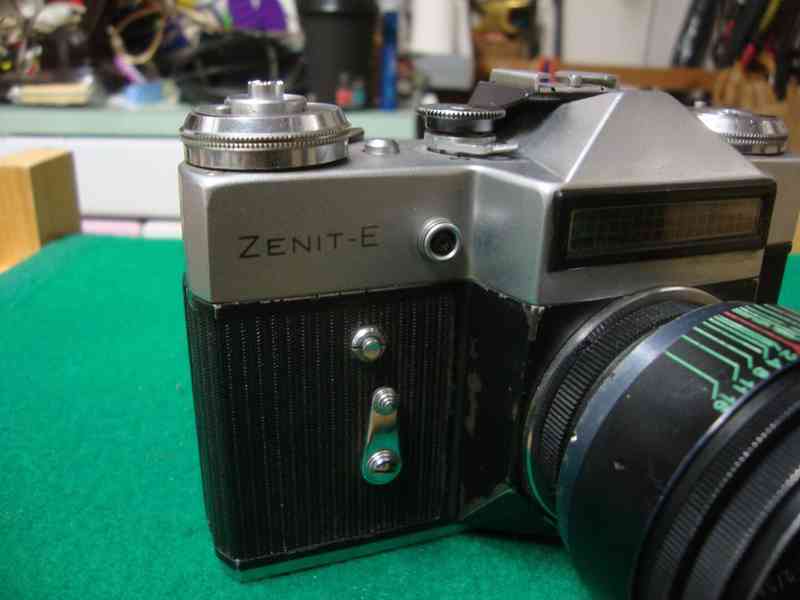 Foto fotoaparát Zenit-E objektiv HELIOS 44-2 2/58MM pouzdro - foto 4
