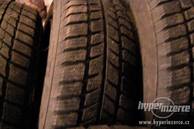 Prodám 4 ks použité zimní pneu na discích. 165/70 R14 - foto 5