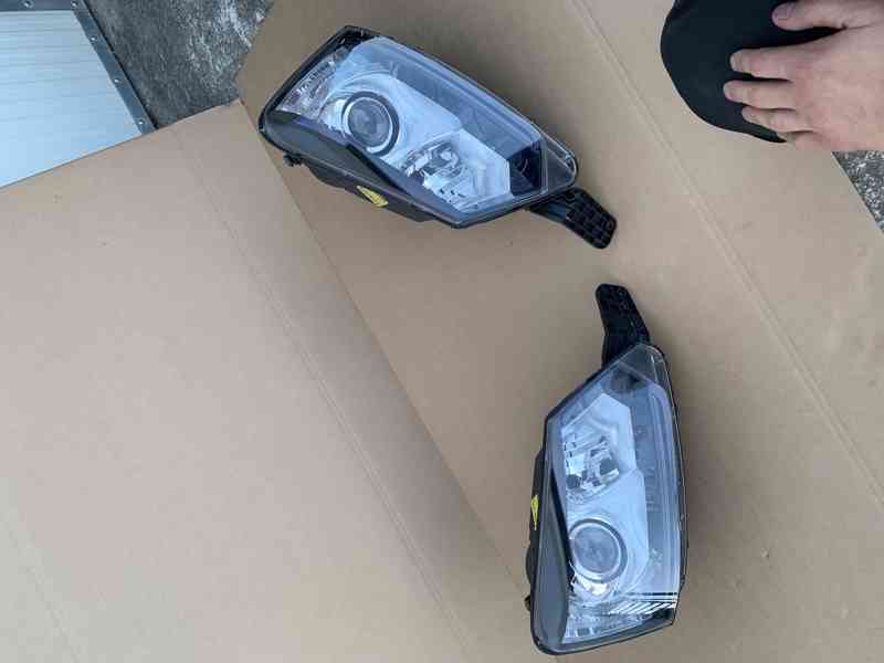 xenon skoda yeti 12- svetlo pravy levy prave leve - foto 2