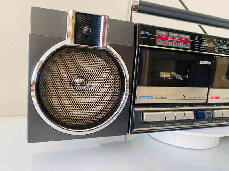 Radiomagnetofon Sanyo M-W22LU, rok 1985 - foto 18