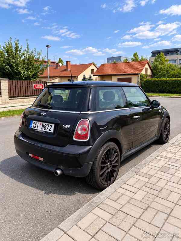 Mini One 1,6   i, 3 dveře, 106 000km - foto 2