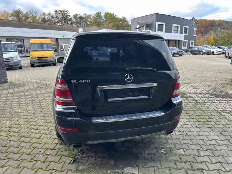 Automobil Mercedes-Benz GL 420 CDI 4MATIC - foto 2