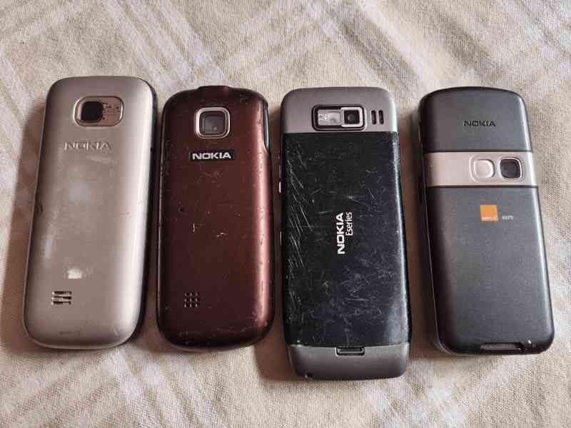 Mobilní tlačítkové telefony Nokia č.1 - foto 8