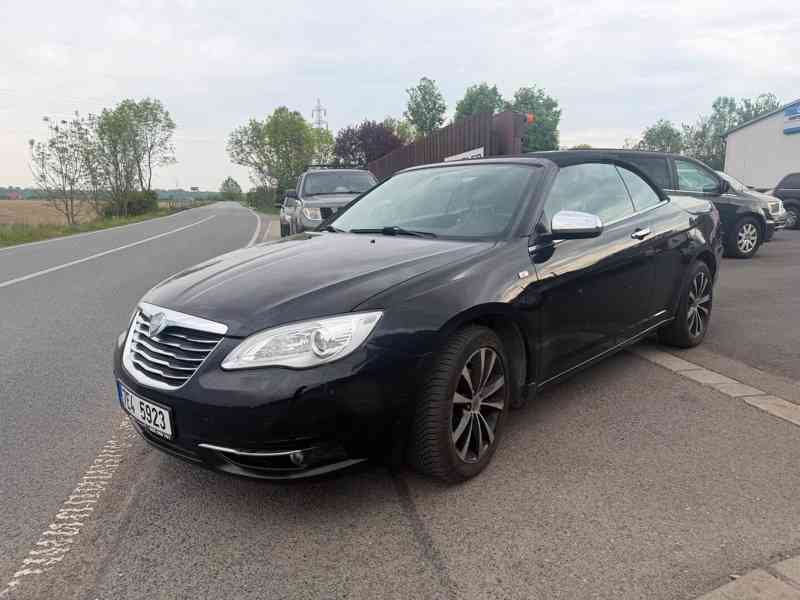 Lancia Flavia 200S Kabrio 2,4 i limited 2012 - foto 3