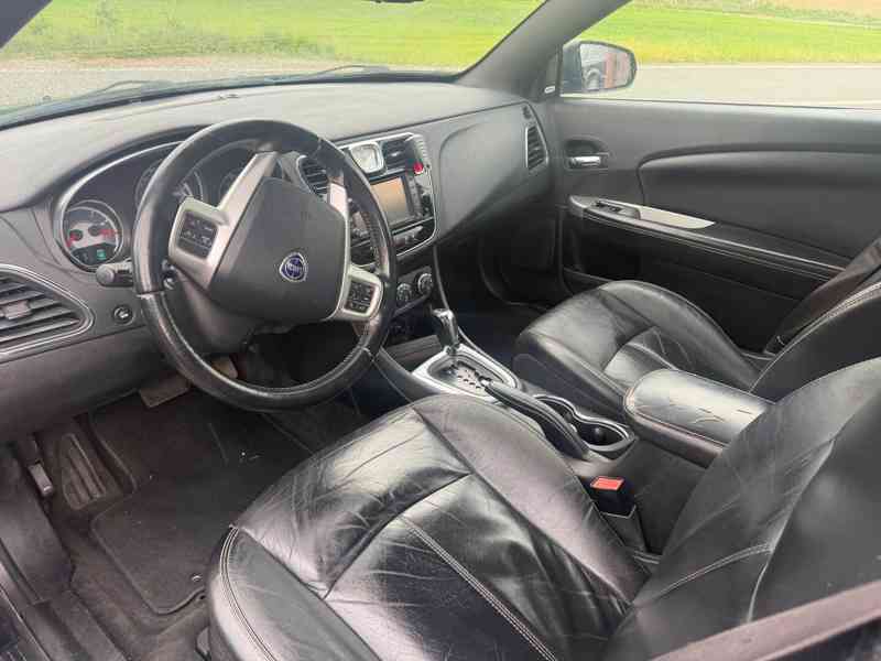 Lancia Flavia 200S Kabrio 2,4 i limited 2012 - foto 8