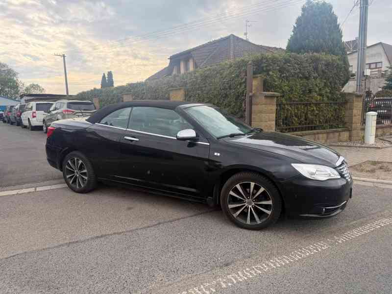 Lancia Flavia 200S Kabrio 2,4 i limited 2012 - foto 2