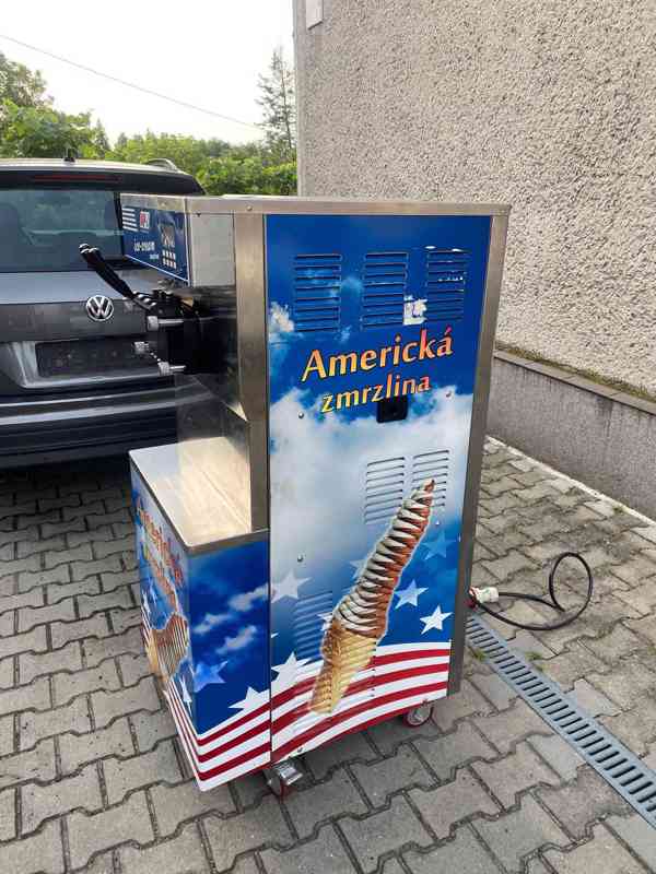 Prodej zmrzlinového stroje - foto 3