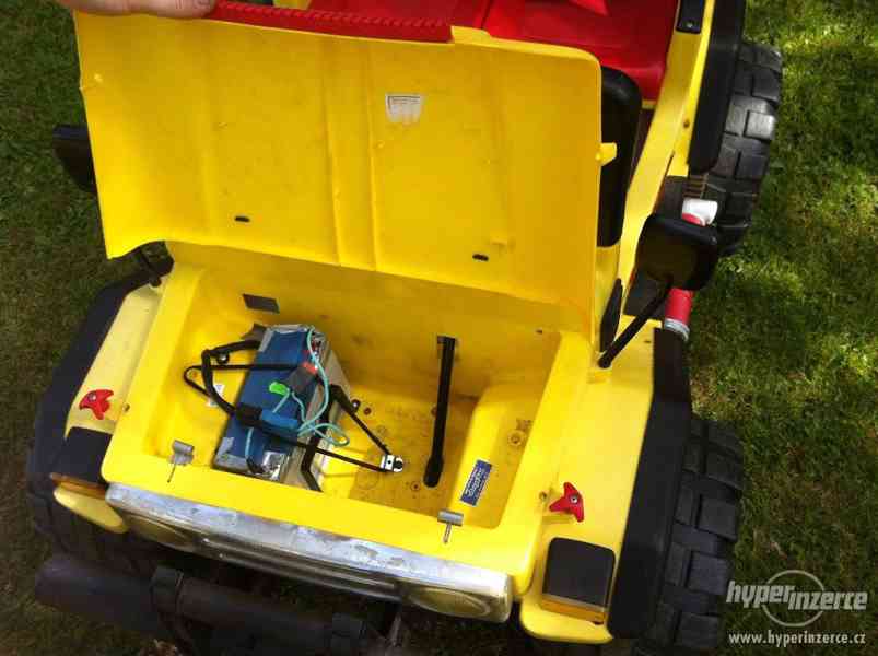 Elektrický jeep Peg Perego - foto 9