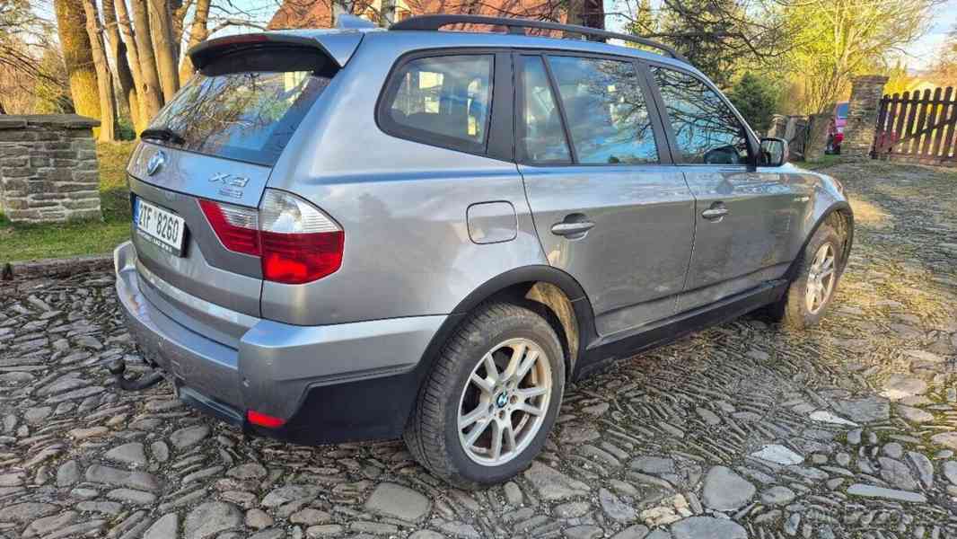 BMW X3 2,0   i benzín - foto 6