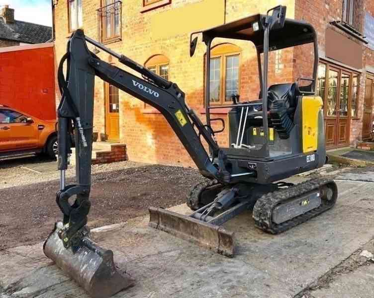 Minibagr Volvo EC-I8CD - plně funkční - foto 1