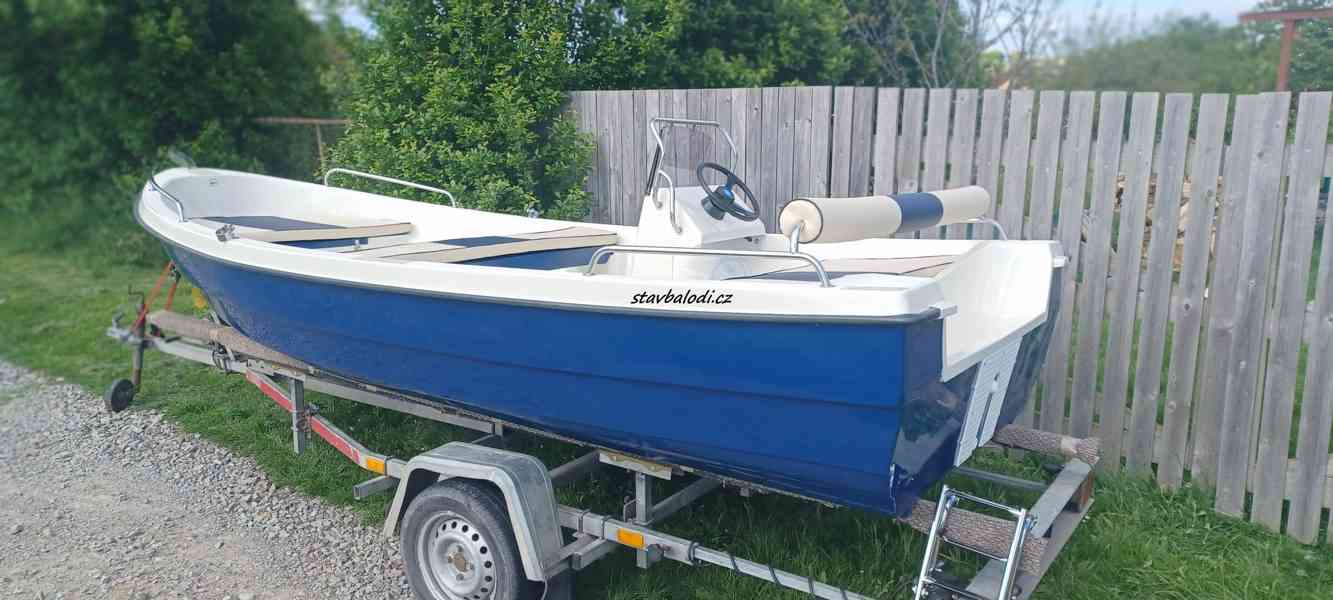 Motorový člun A430 - foto 2