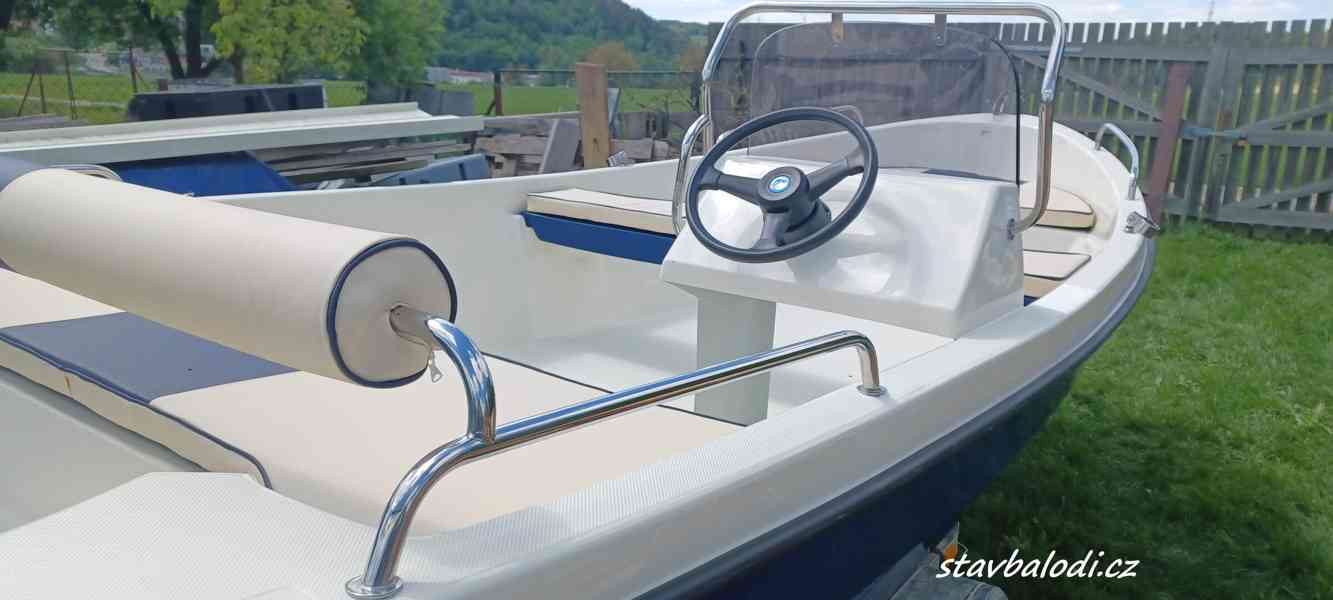 Motorový člun A430 - foto 4