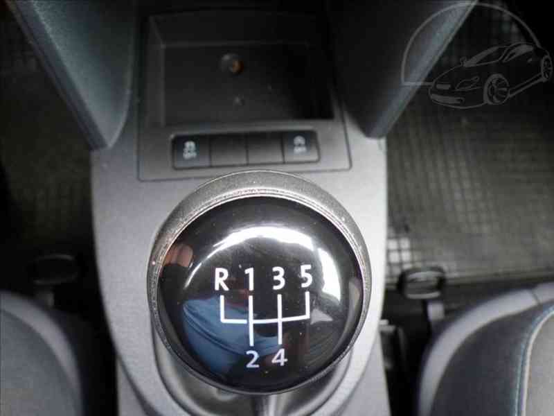 Volkswagen Caddy 1,6 TDI MAXI,TAŽNÉ ZAŘÍZENÍ - foto 6