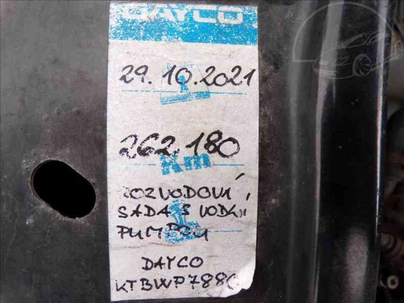 Volkswagen Caddy 1,6 TDI MAXI,TAŽNÉ ZAŘÍZENÍ - foto 14