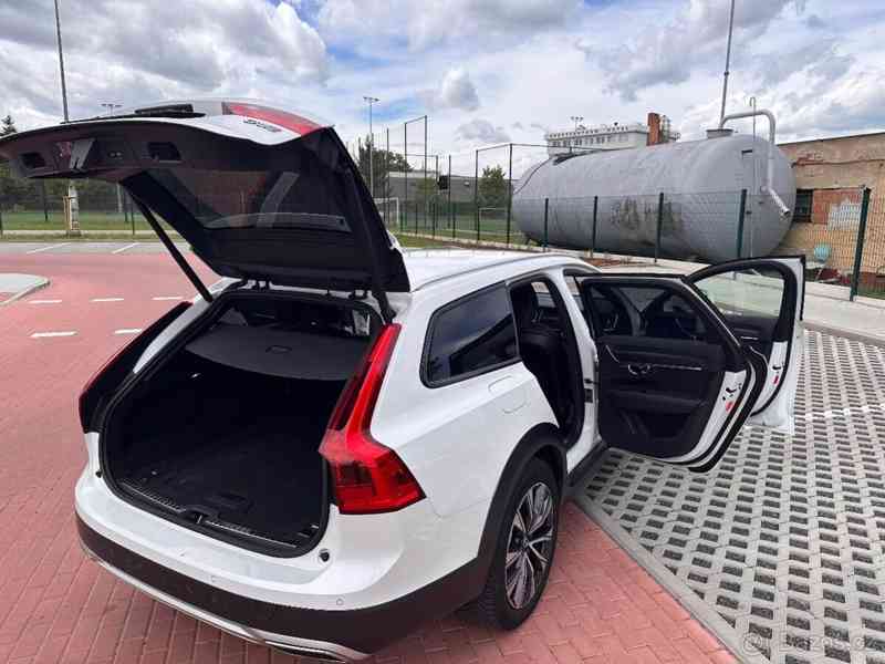 Volvo V90 CC D5 AWD, POLESTAR, DPH - foto 14