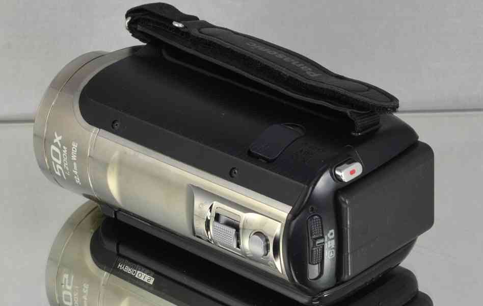 videokamera Panasonic HC-V500 50xinteligentní zoom - foto 6