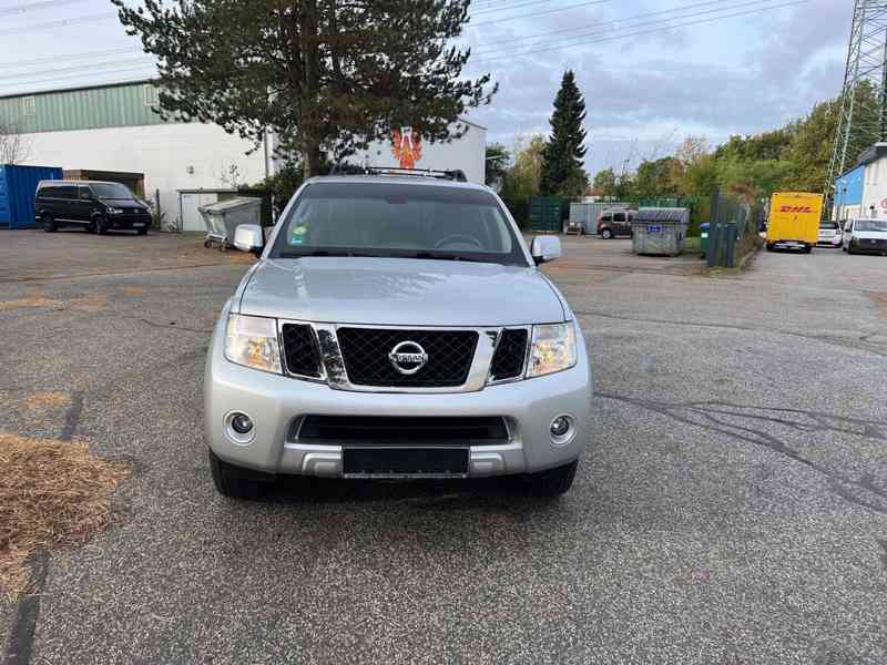 Nissan Pathfinder 2.5 dCi SE 140kw - foto 9