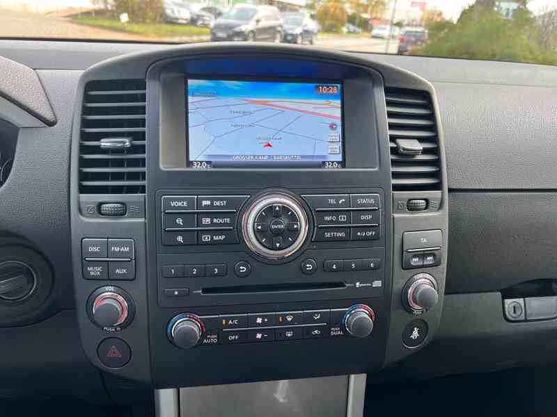 Nissan Pathfinder 2.5 dCi SE 140kw - foto 12