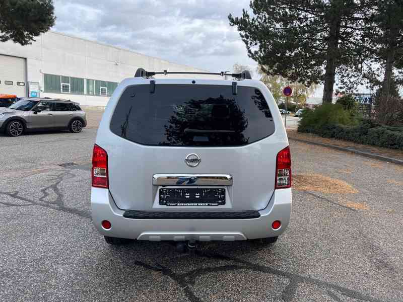 Nissan Pathfinder 2.5 dCi SE 140kw - foto 6