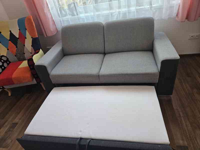 Rozkládací dvousedačka bez úložného prostoru - foto 2