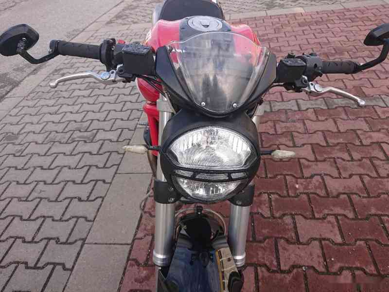 Ducati Monster 796 2011 - foto 9