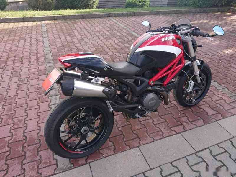 Ducati Monster 796 2011 - foto 3