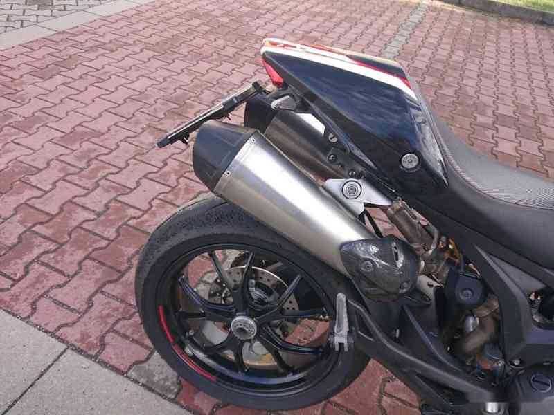 Ducati Monster 796 2011 - foto 12