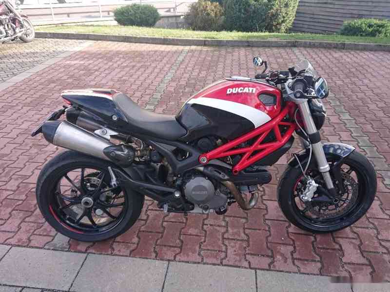 Ducati Monster 796 2011 - foto 2