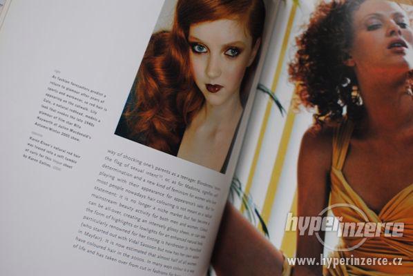 fashion kniha HAIR & FASHION (Cox, Widdows) - foto 2